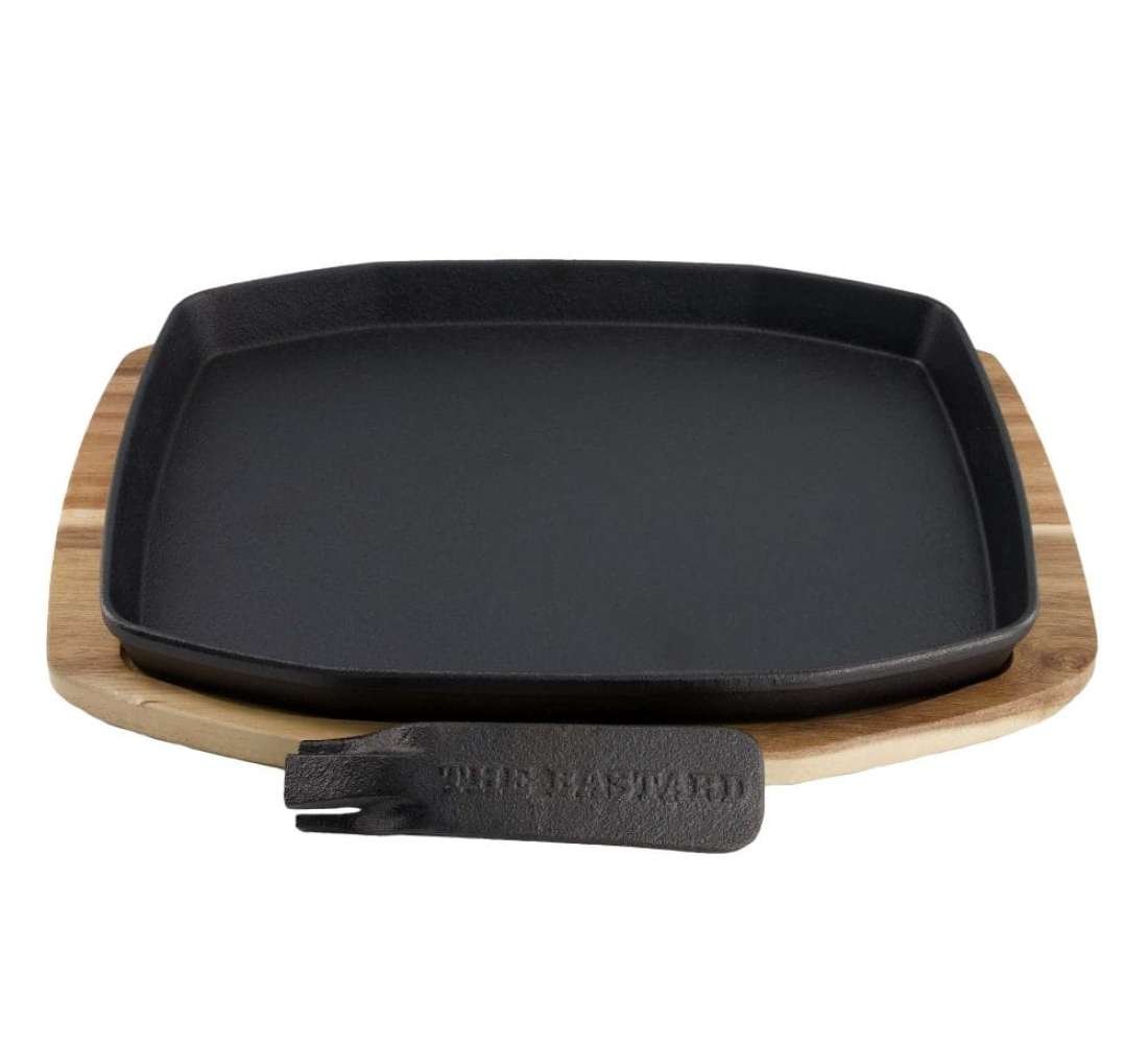 The Bastard sizzling plate & holder cast iron