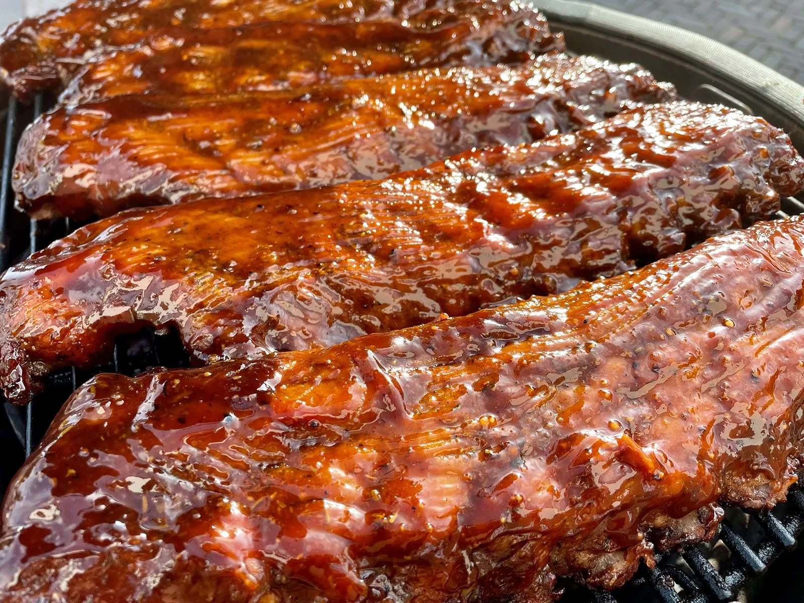 Spareribs 3-2-1 van de BBQ