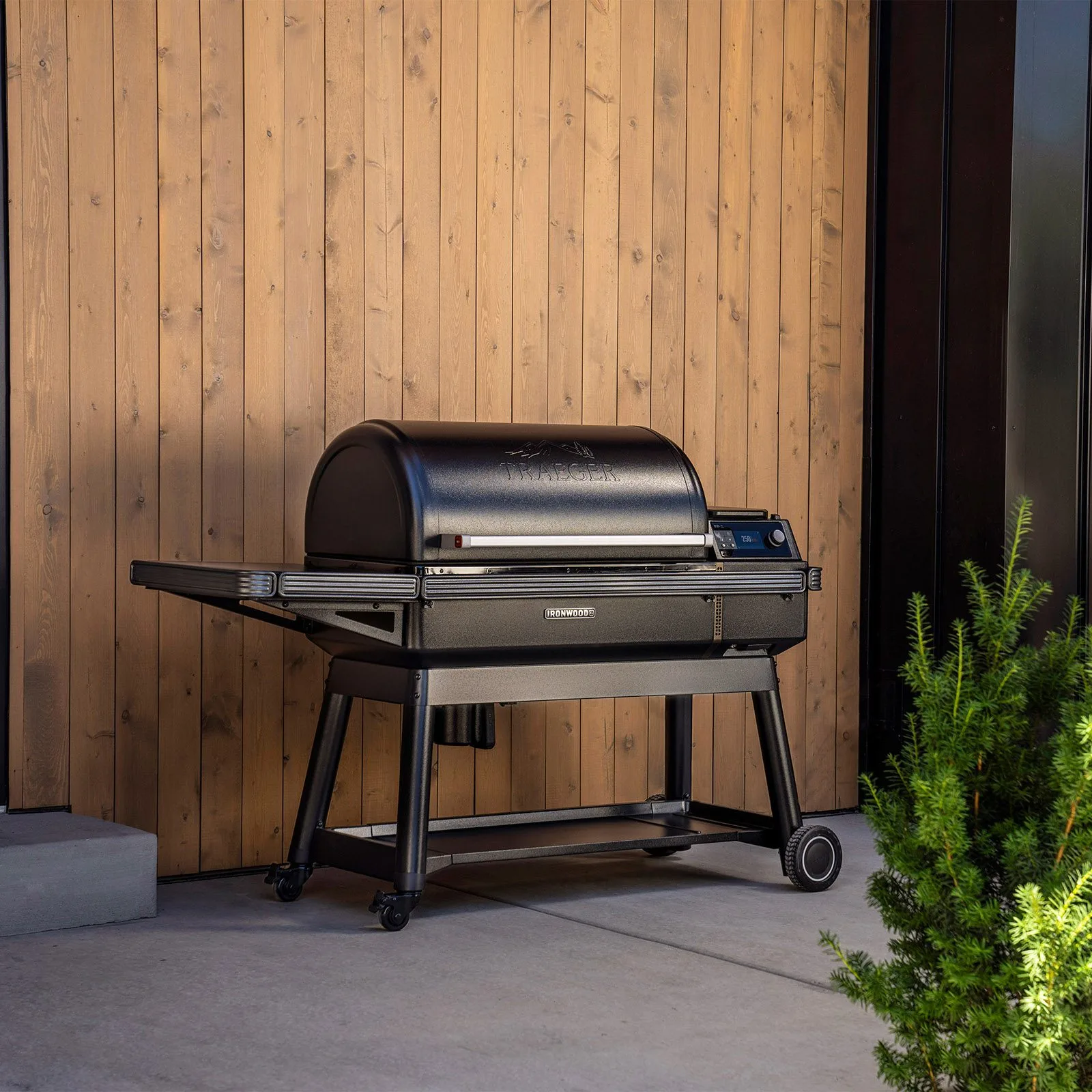 Traeger Ironwood XL pellet grill