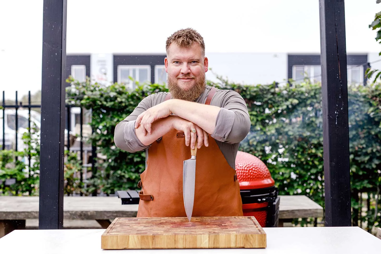 Gijs Scholman - BBQ chef bij Buiten.studio in Apeldoorn