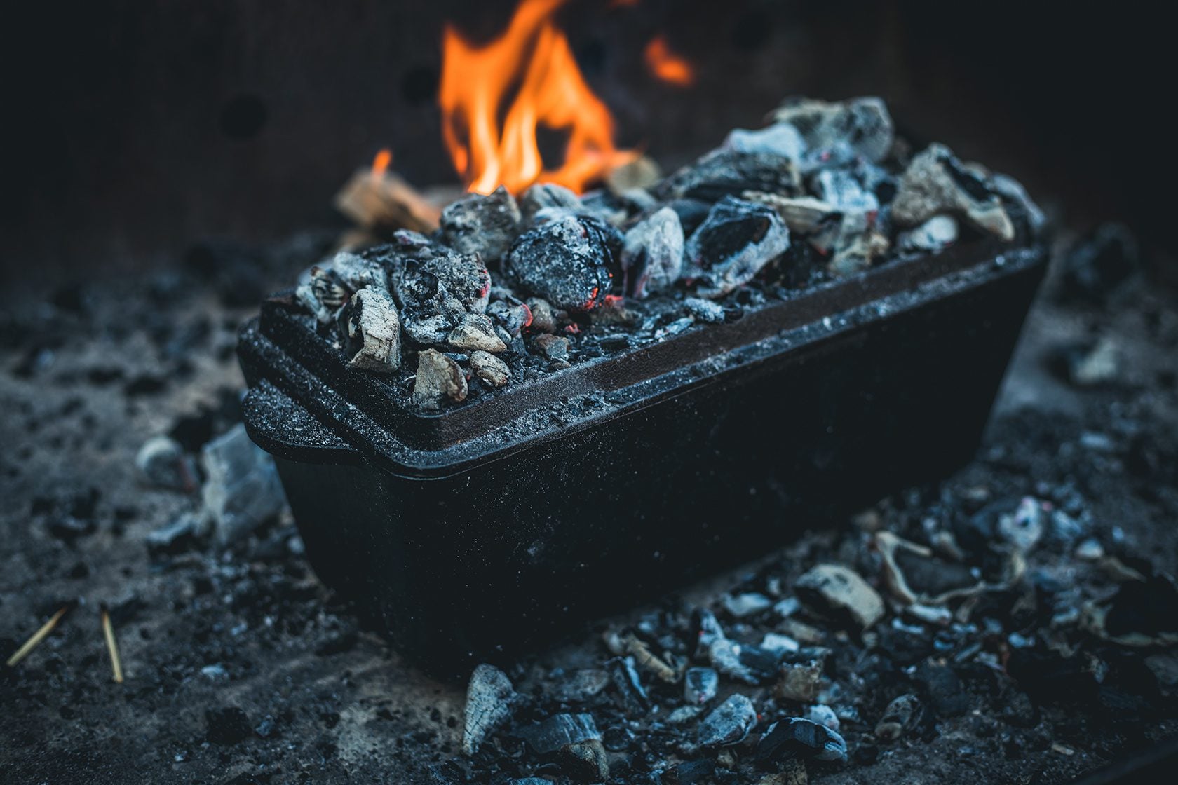 The Windmill Loaf 'n Bread Dutch Oven