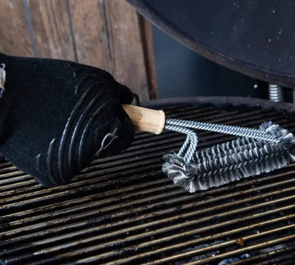 BBQ rooster schoonmaken: stappenplan voor elk type rooster