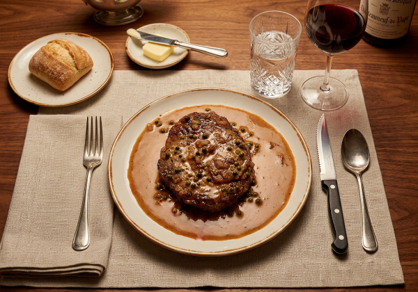 Steak au poivre ribeye pepersaus