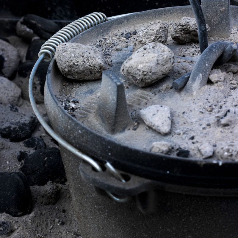 The Windmill Dutch Oven 9Qt