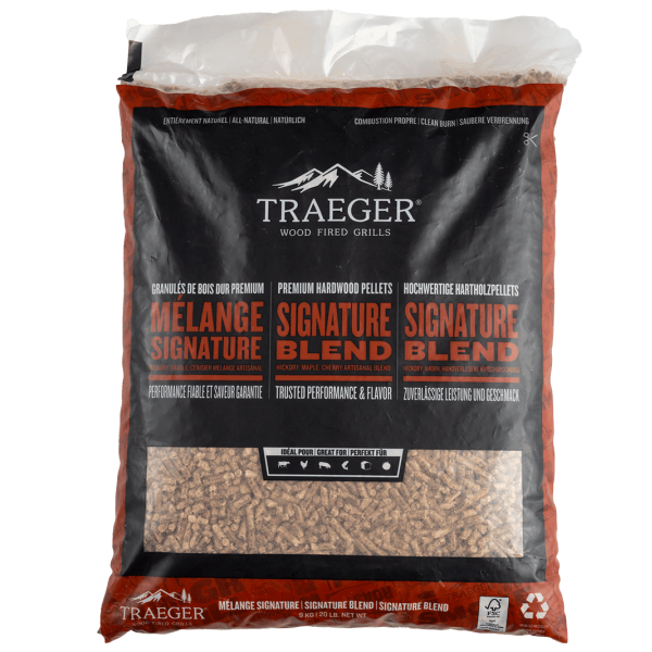 Traeger signature blend pellets