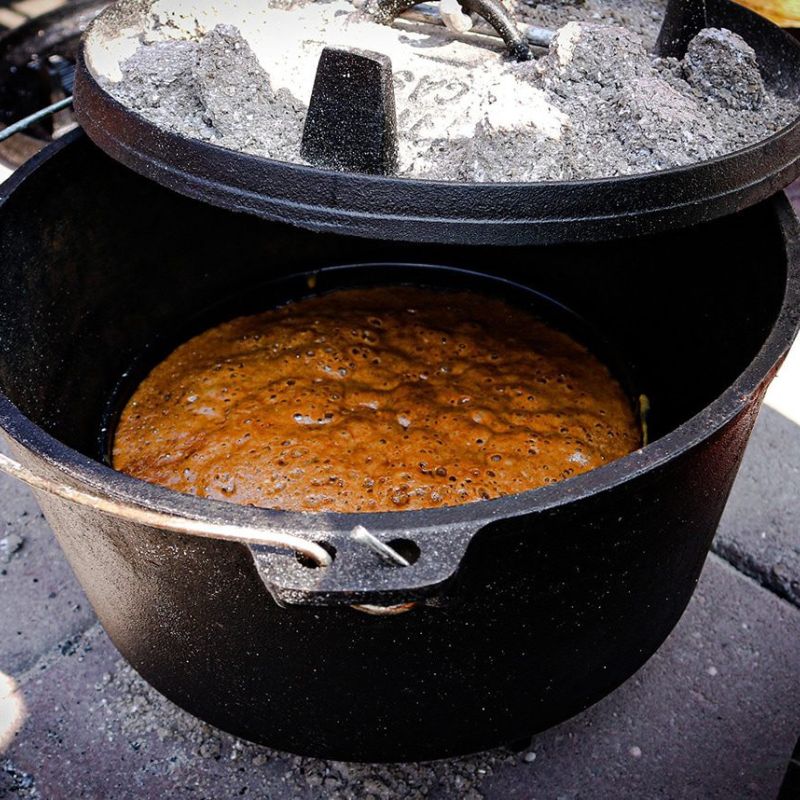 The Windmill Dutch Oven 9Qt