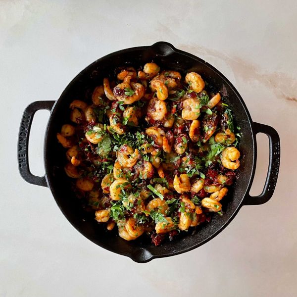 Crispy chili gamba’s met chorizo