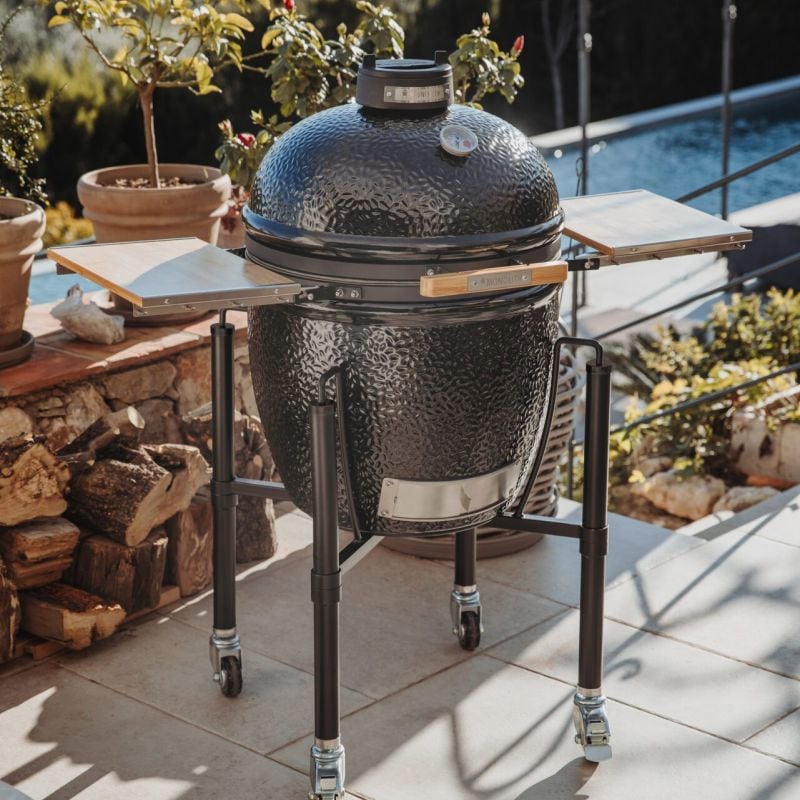 Monolith One.55 kamado BBQ
